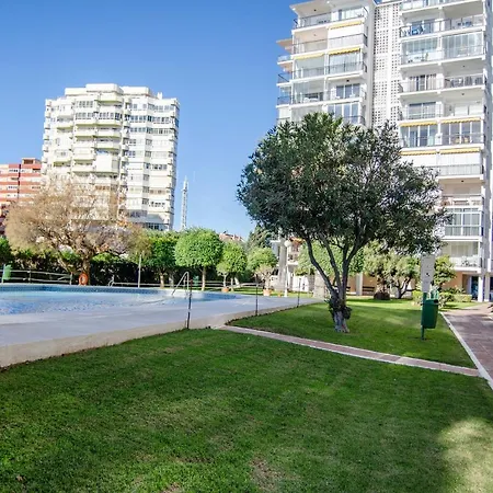 Playa Beachfront Apartment Fuengirola